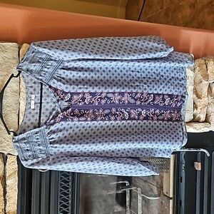 Maurices medium shirt, medium